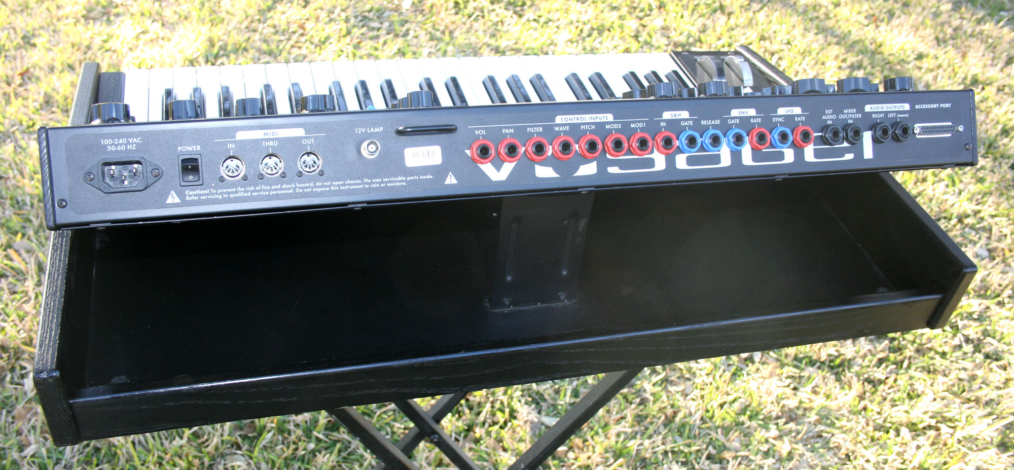 Moog Minimoog Voyager — view 11