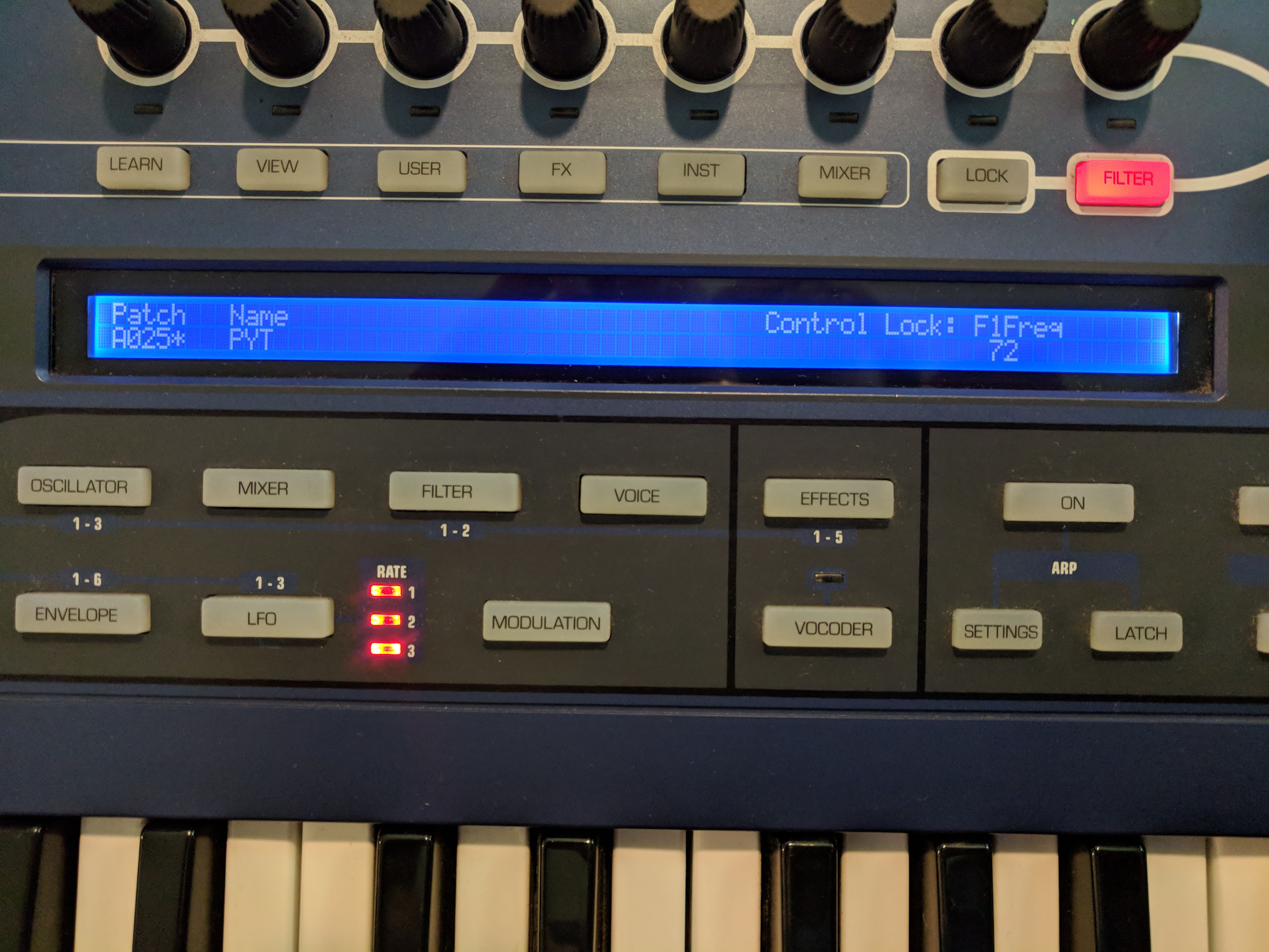 Novation UltraNova — view 3