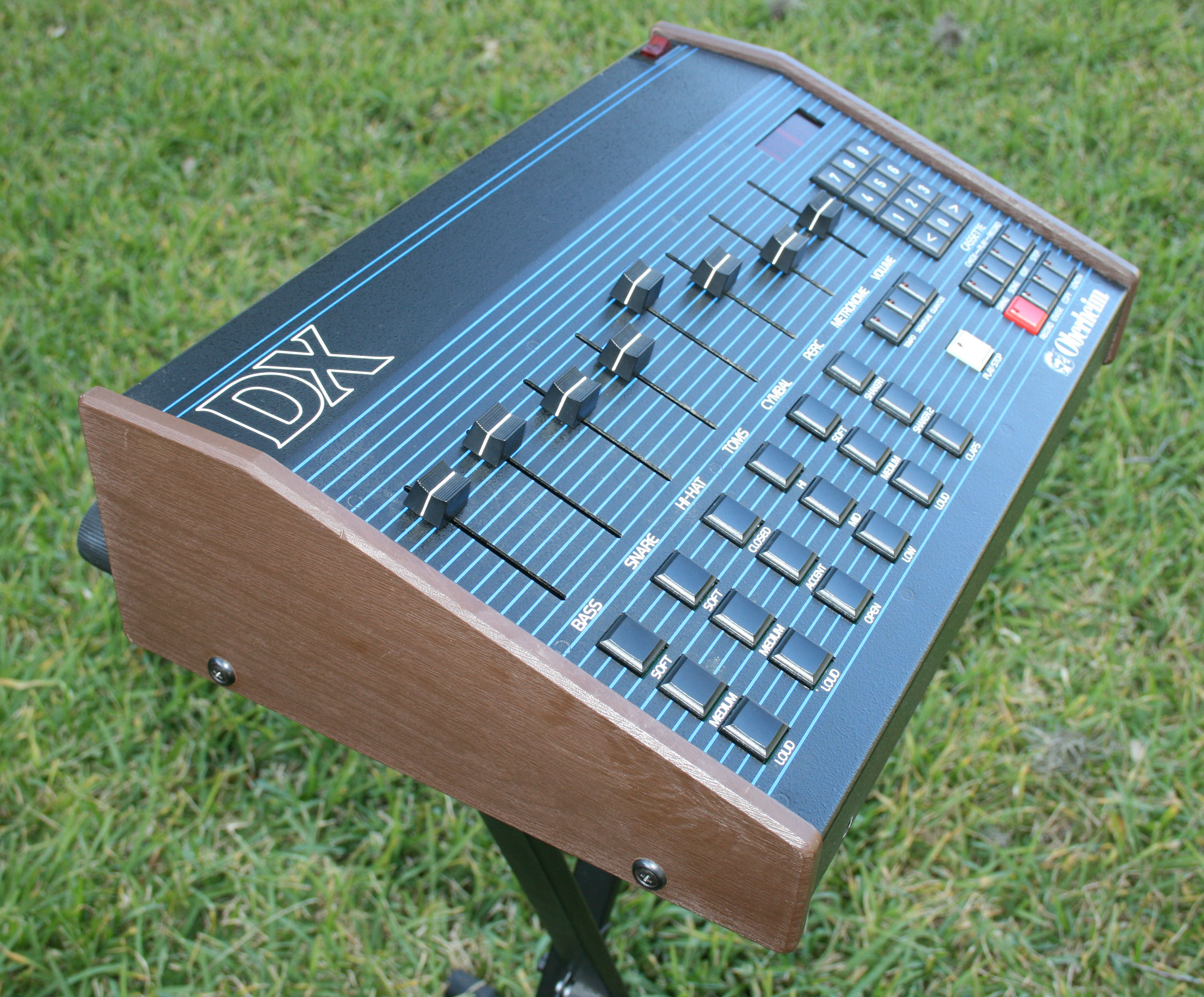 Oberheim DX — view 4