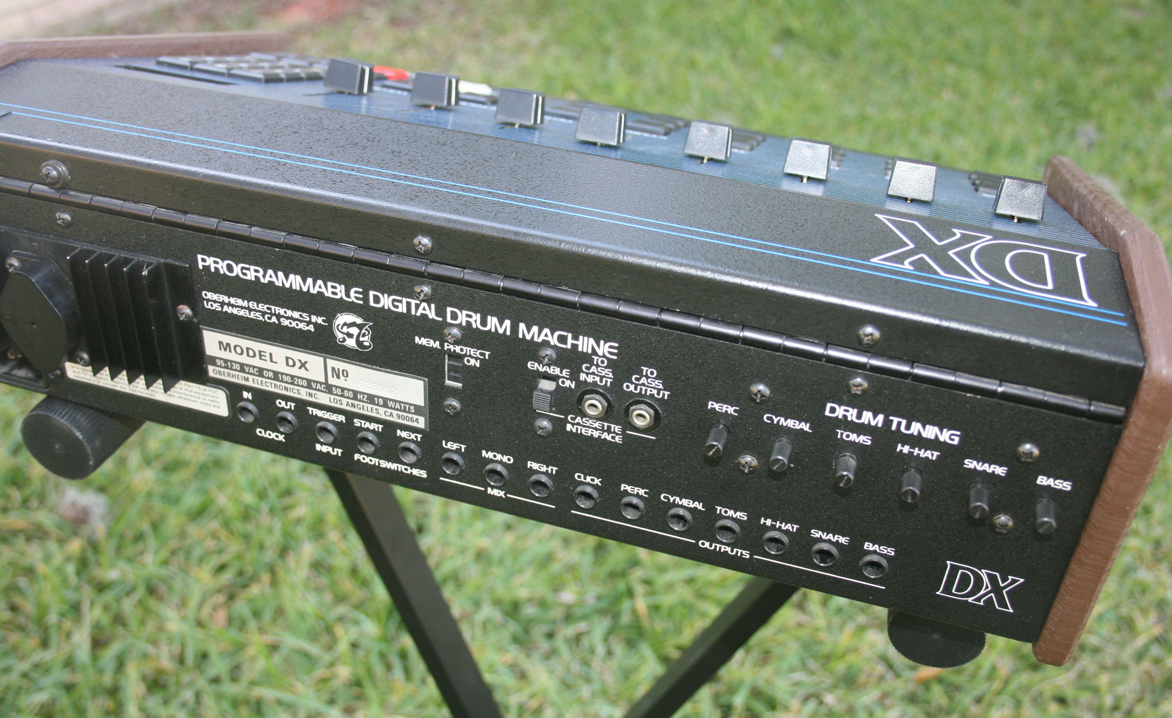 Oberheim DX — view 5