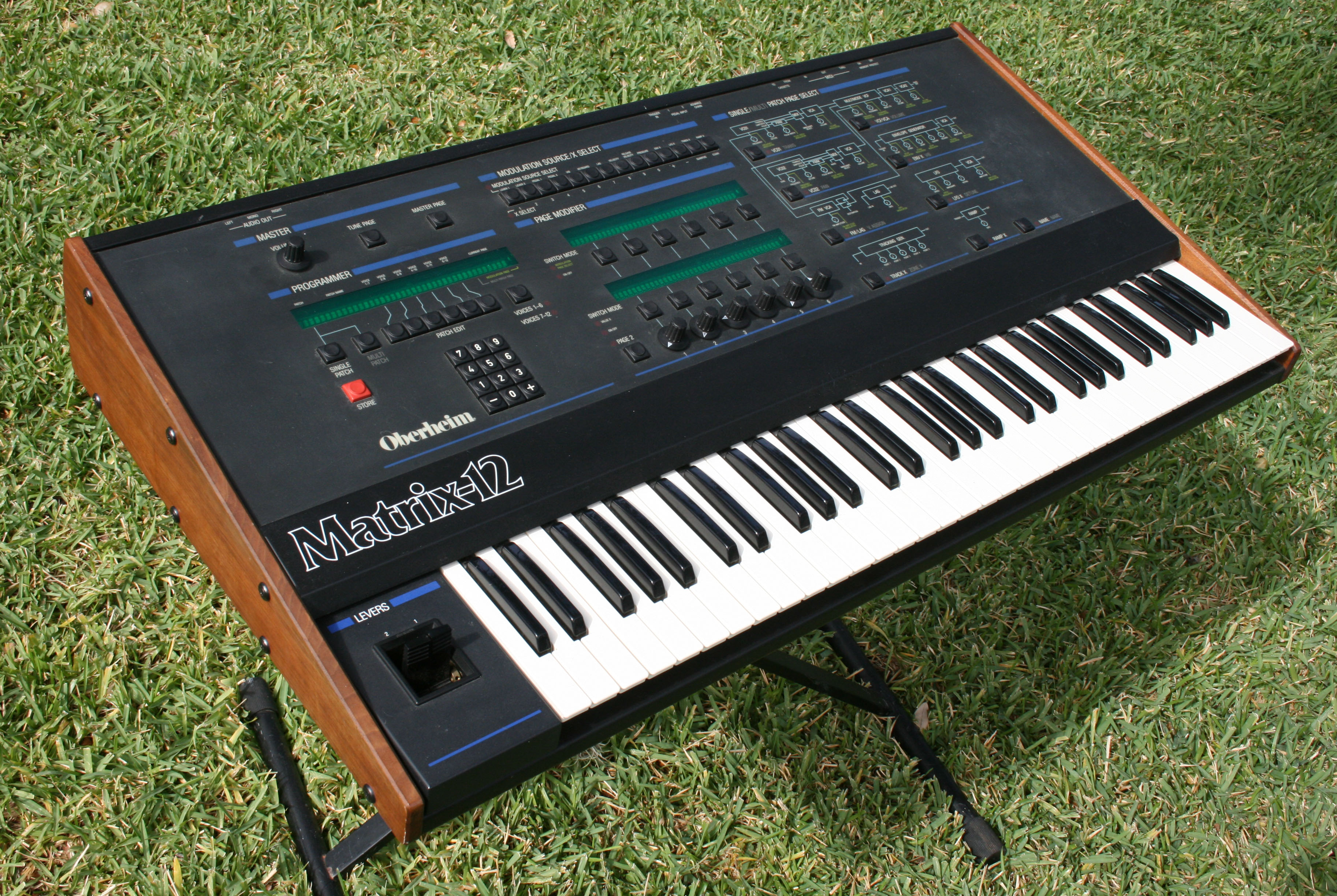 Oberheim Matrix 12