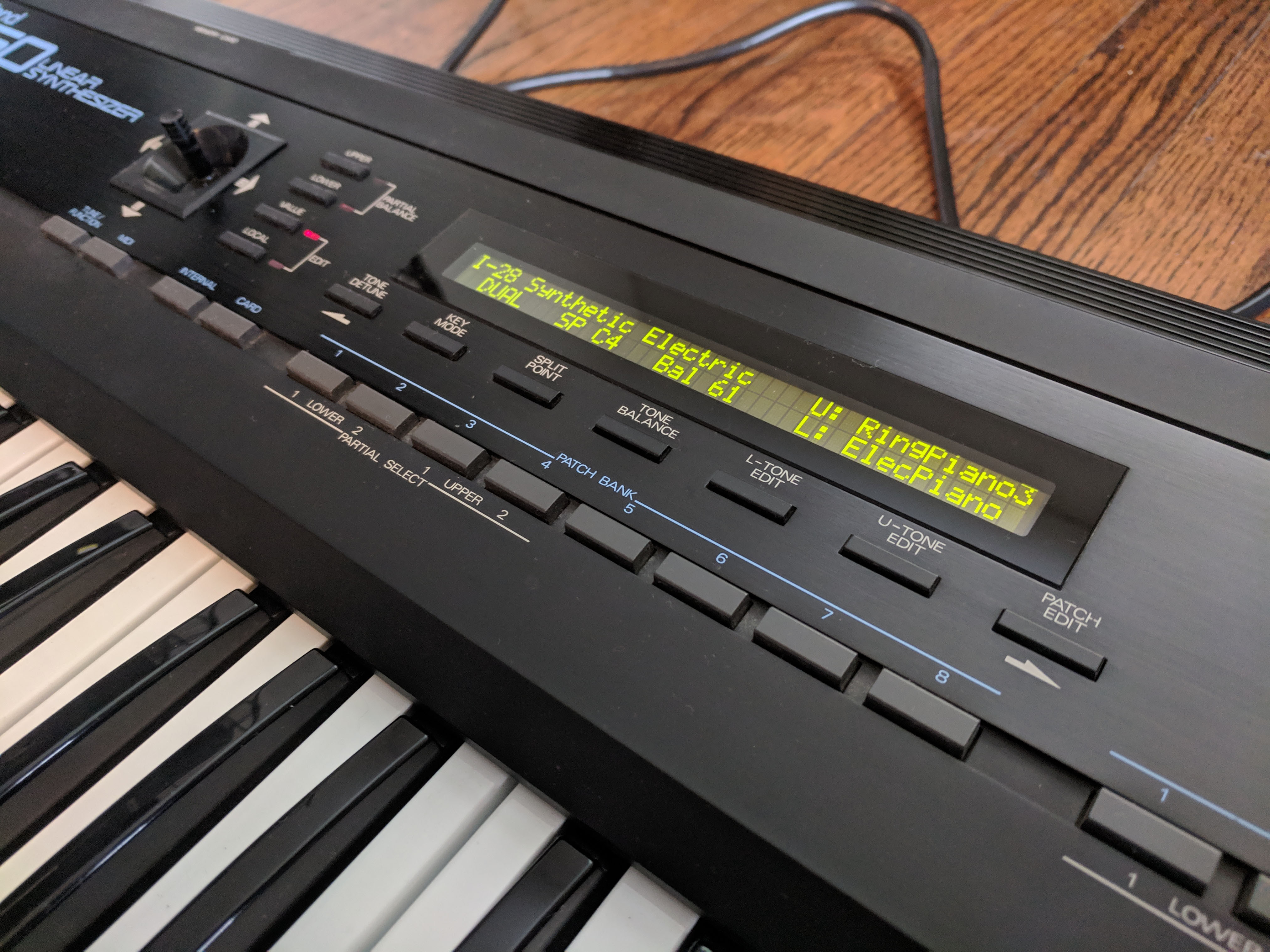 Roland D-50 — view 6