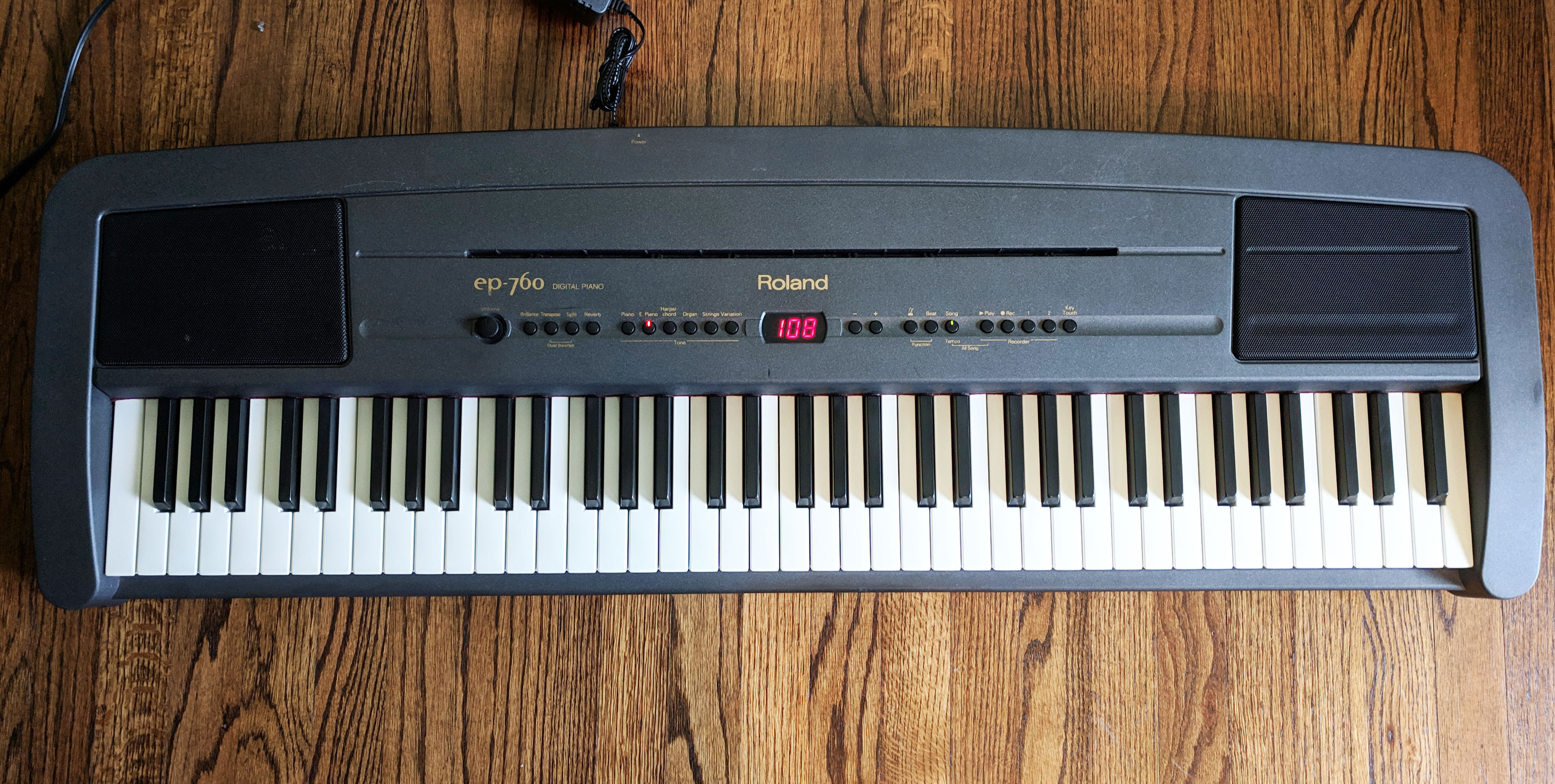 Roland EP-760