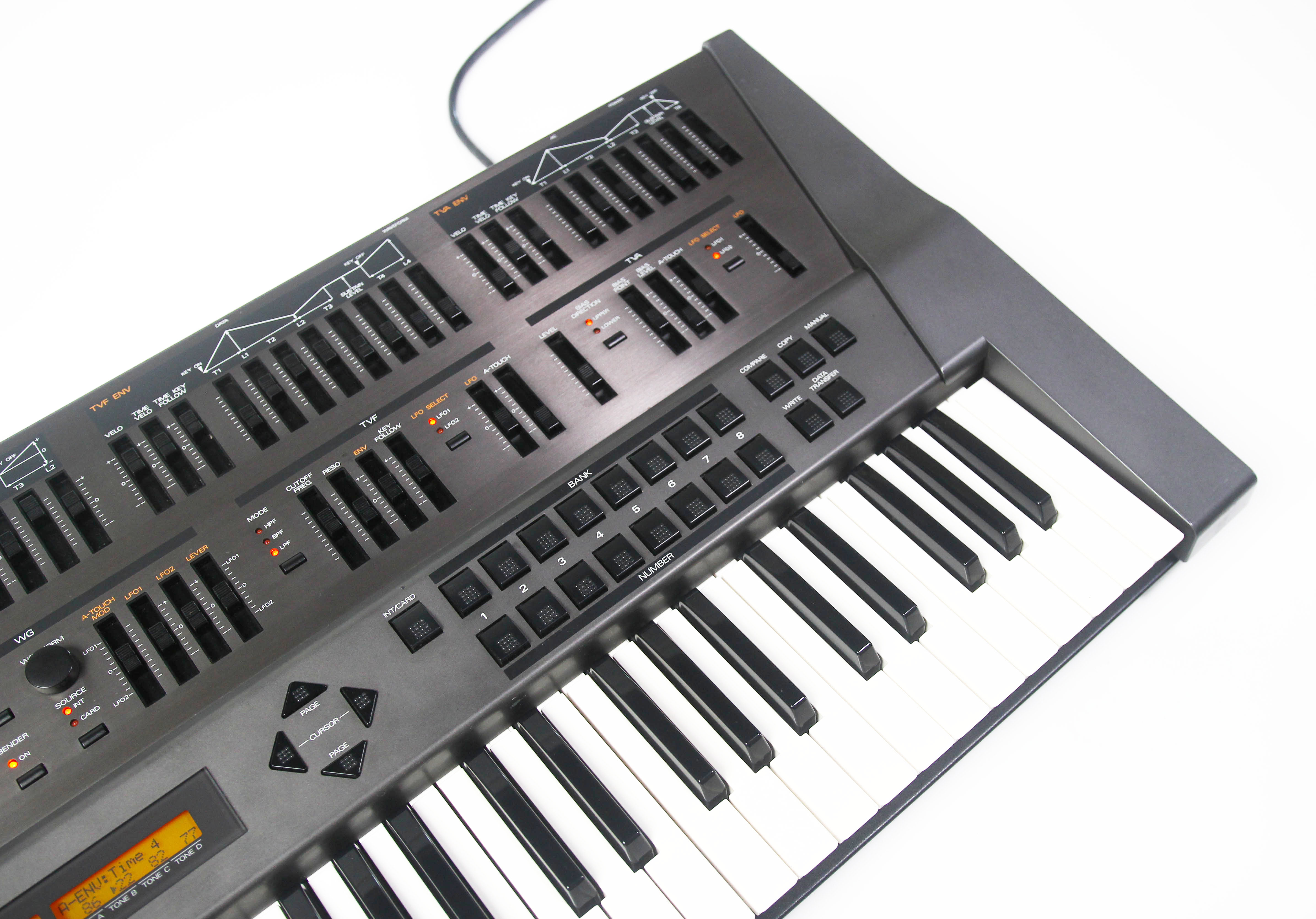 Roland JD-800