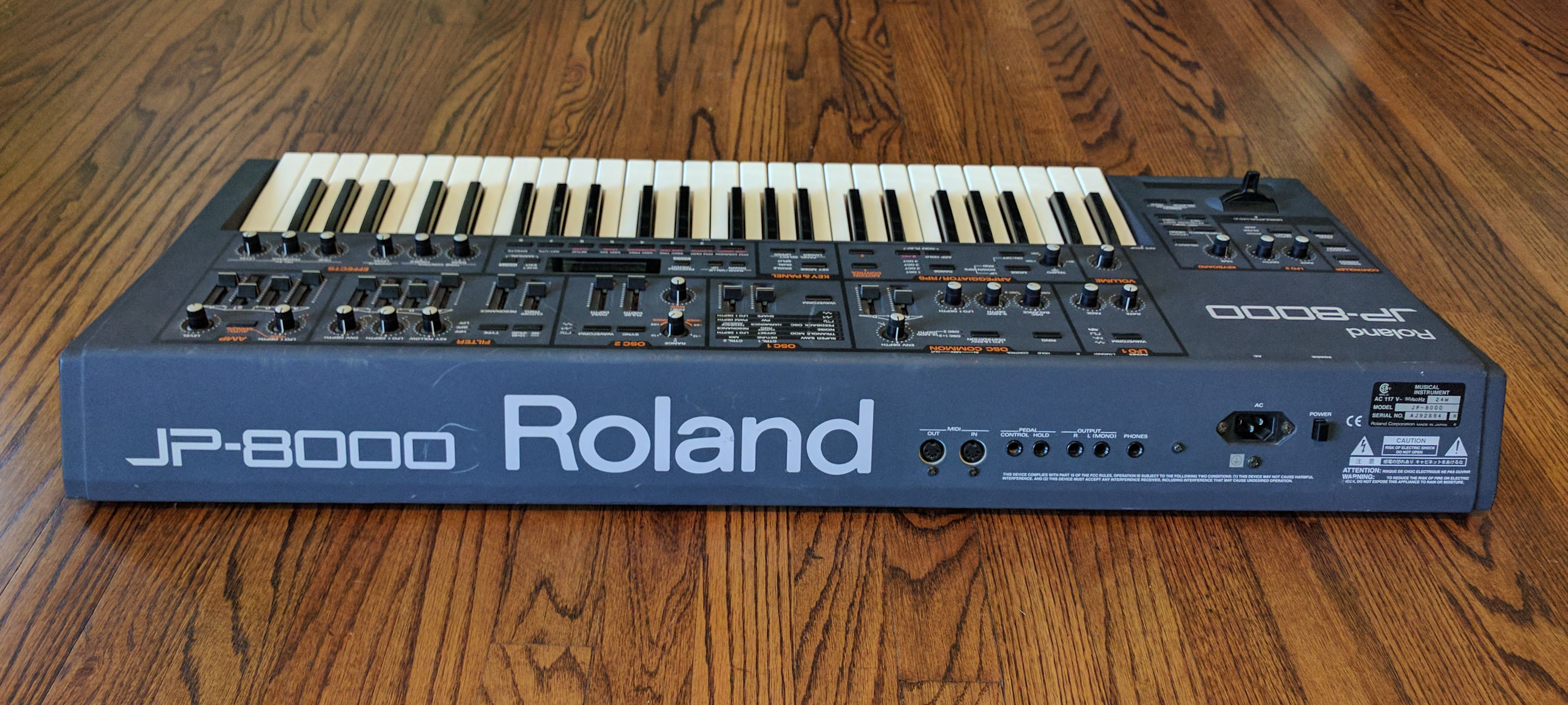 Roland JP-8000 — view 2
