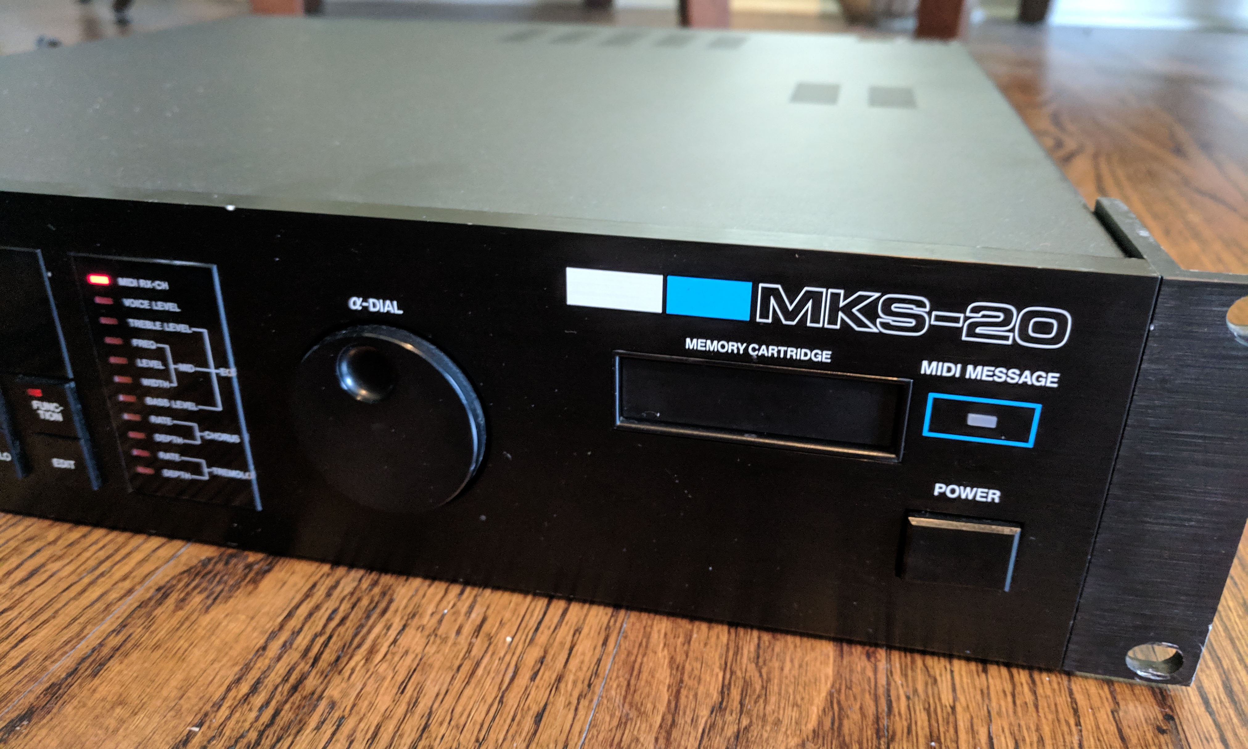 Roland MKS-20 — view 7