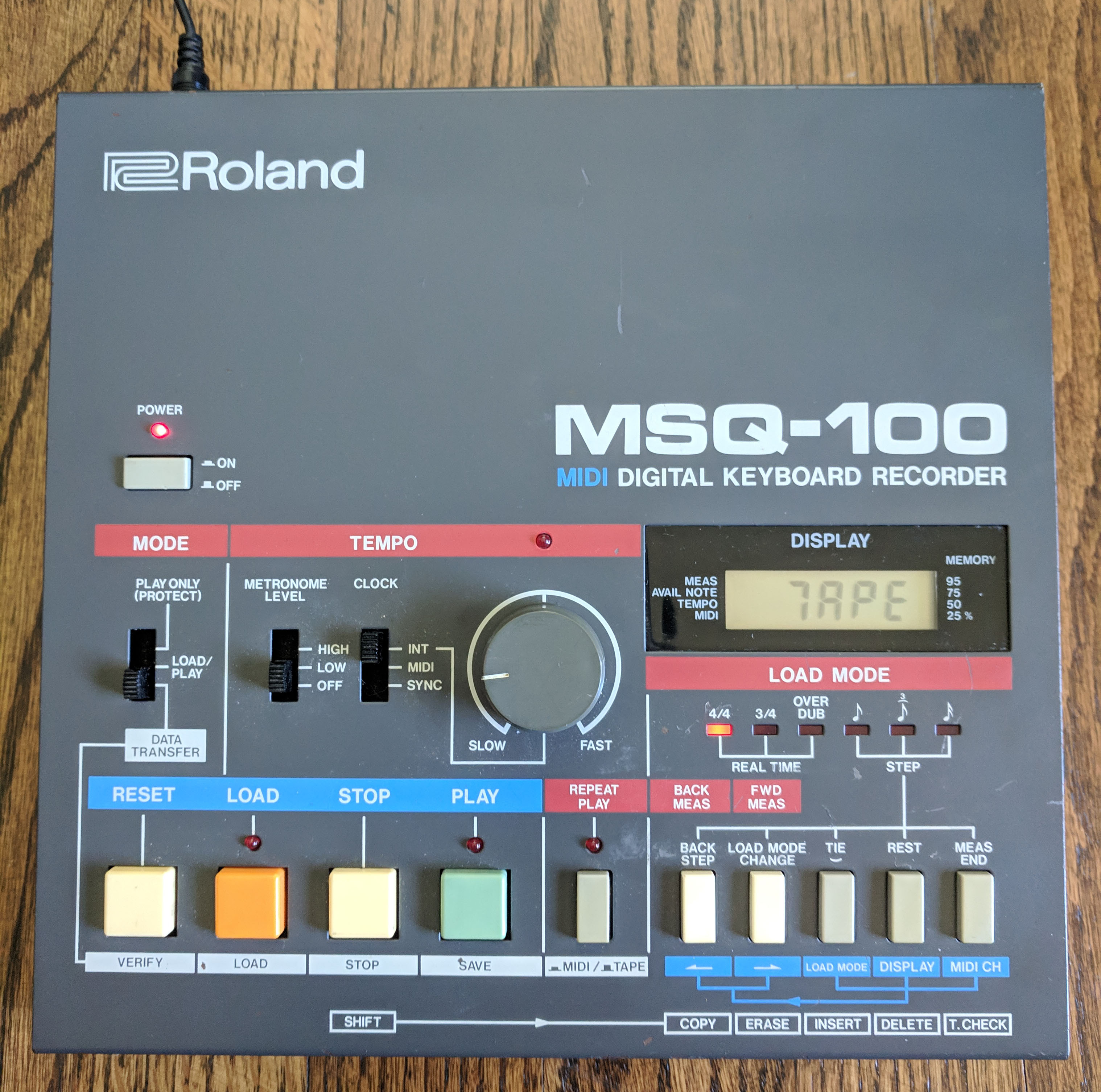 Roland MSQ-100