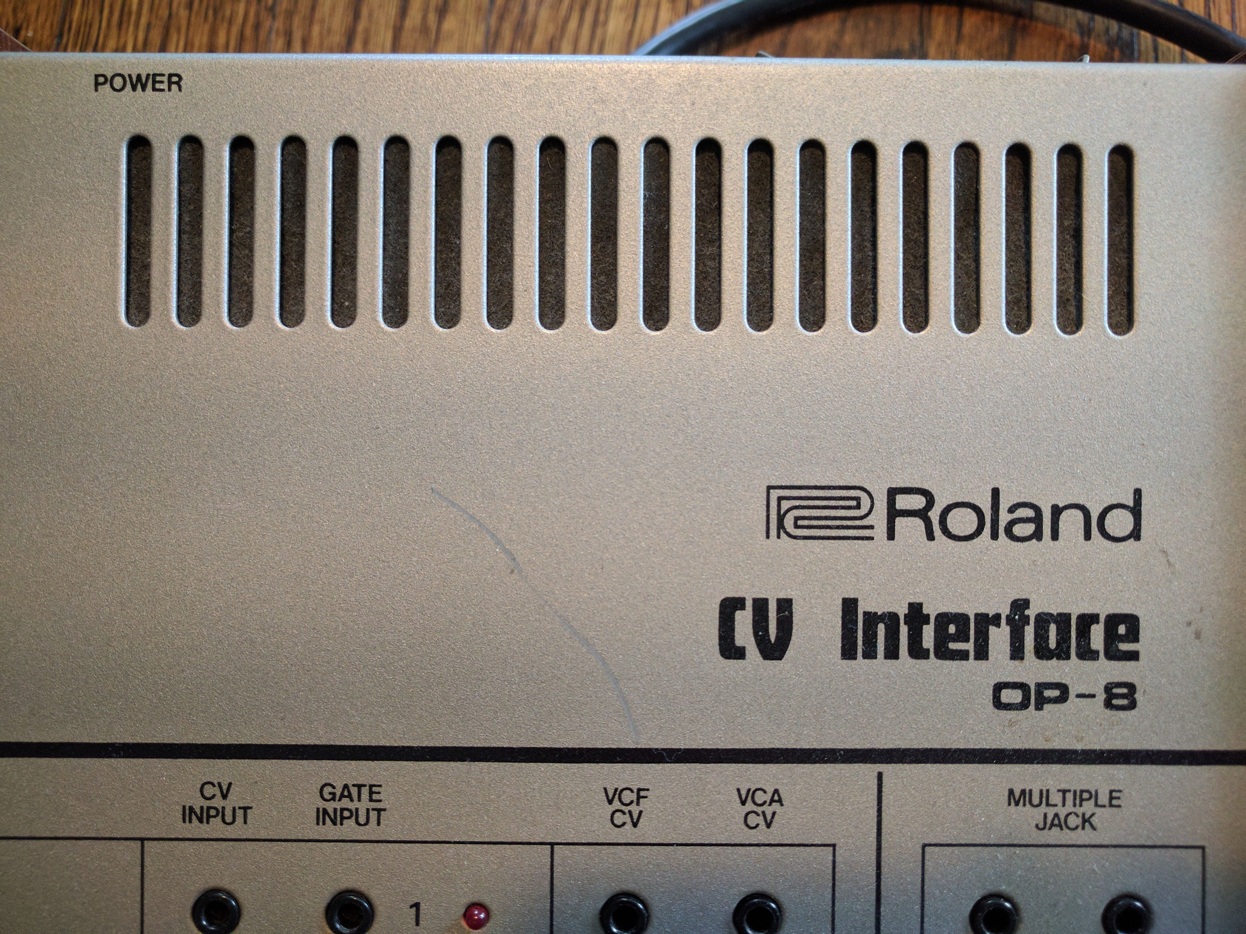 Roland OP-8 — view 3