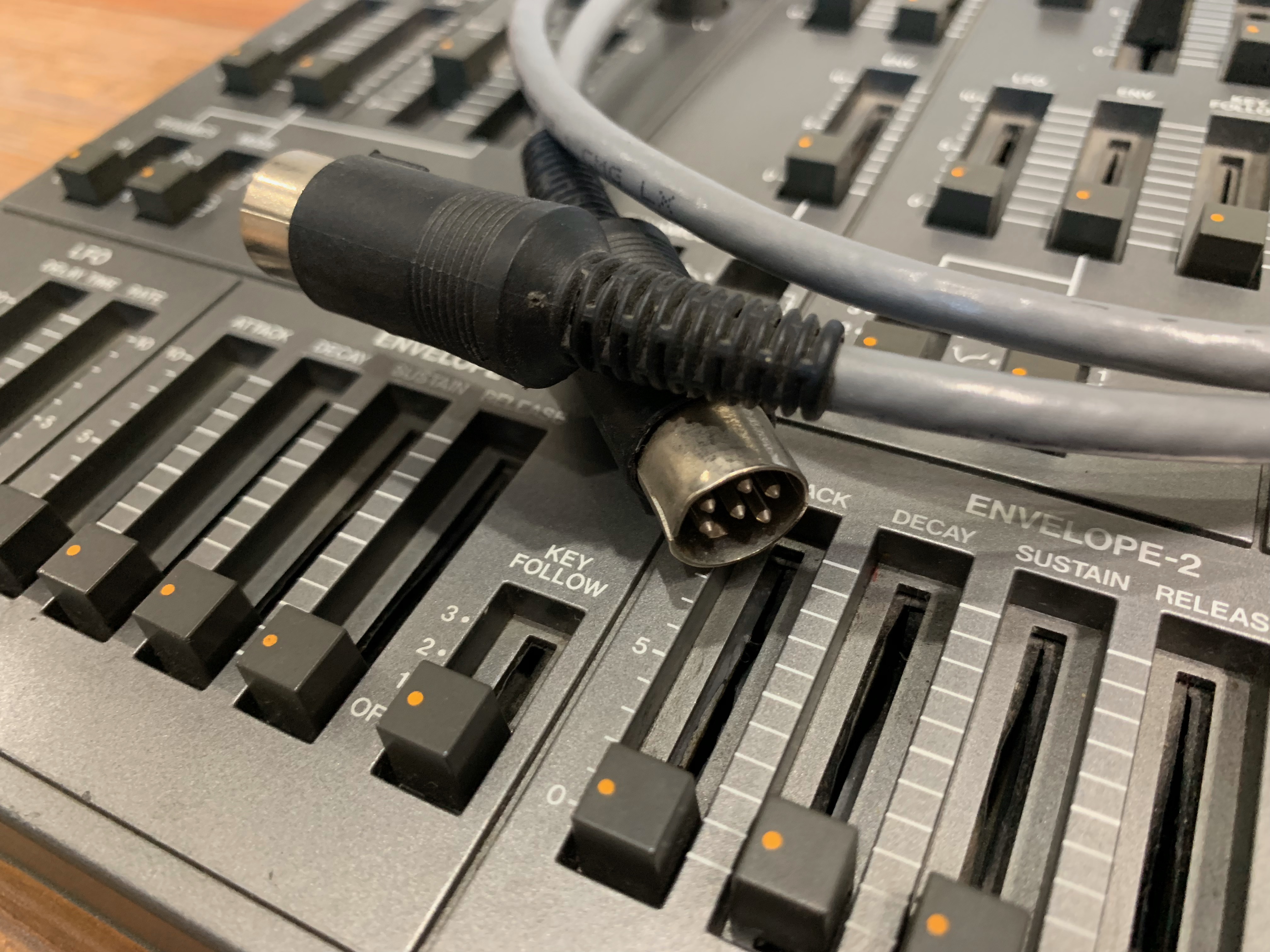 Roland PG-800 — view 2