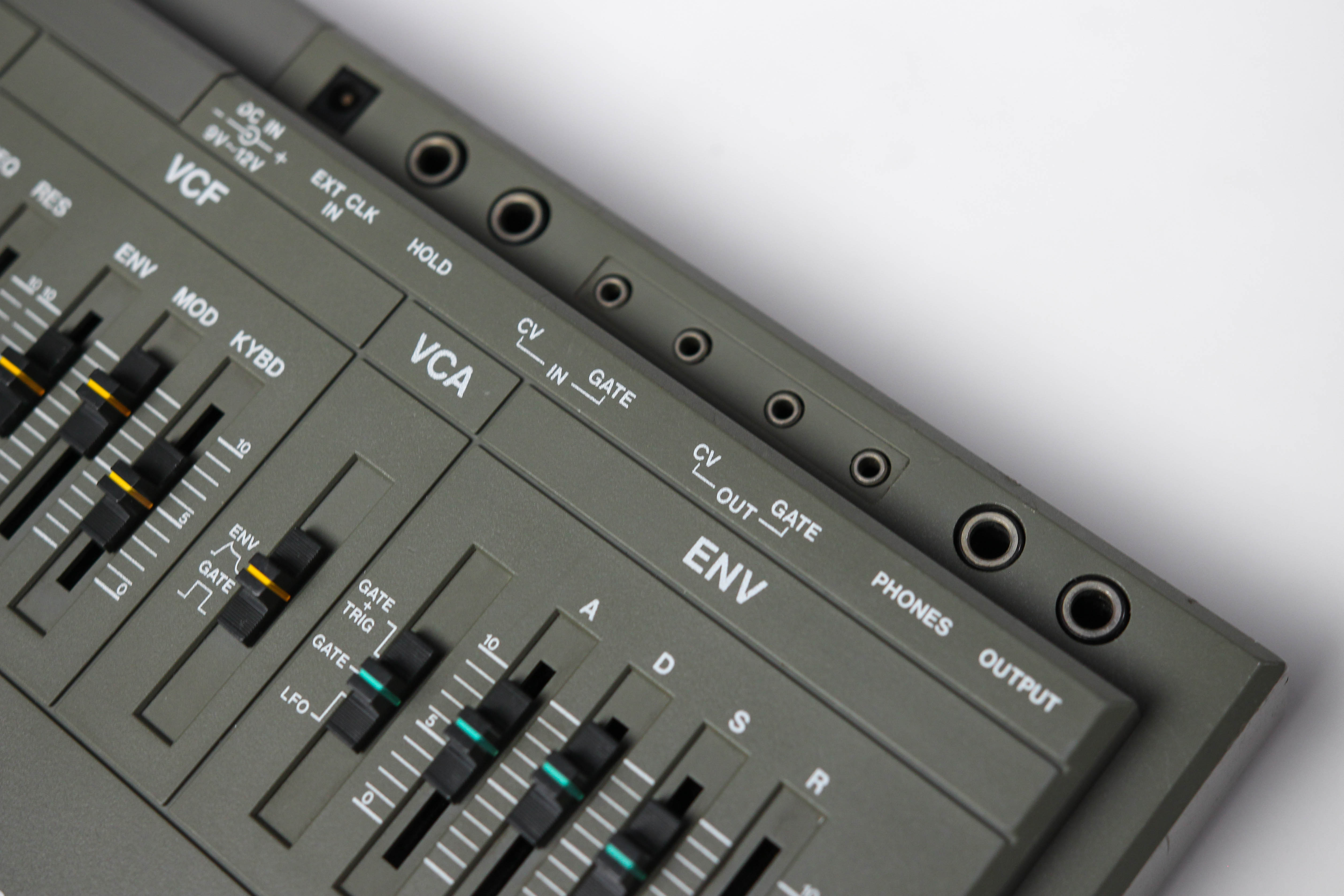 Roland SH-101 — view 12