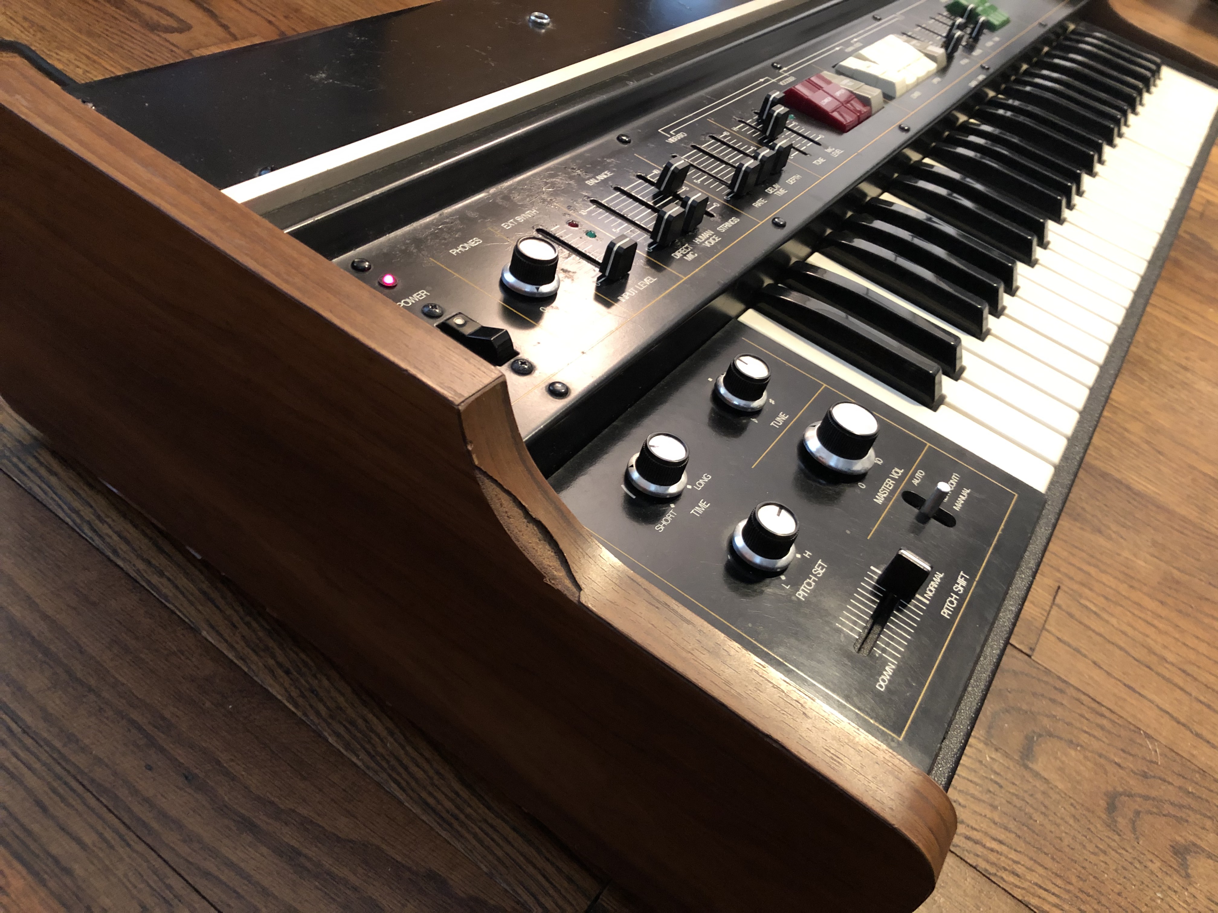 Roland VP-330 (early model) — view 2