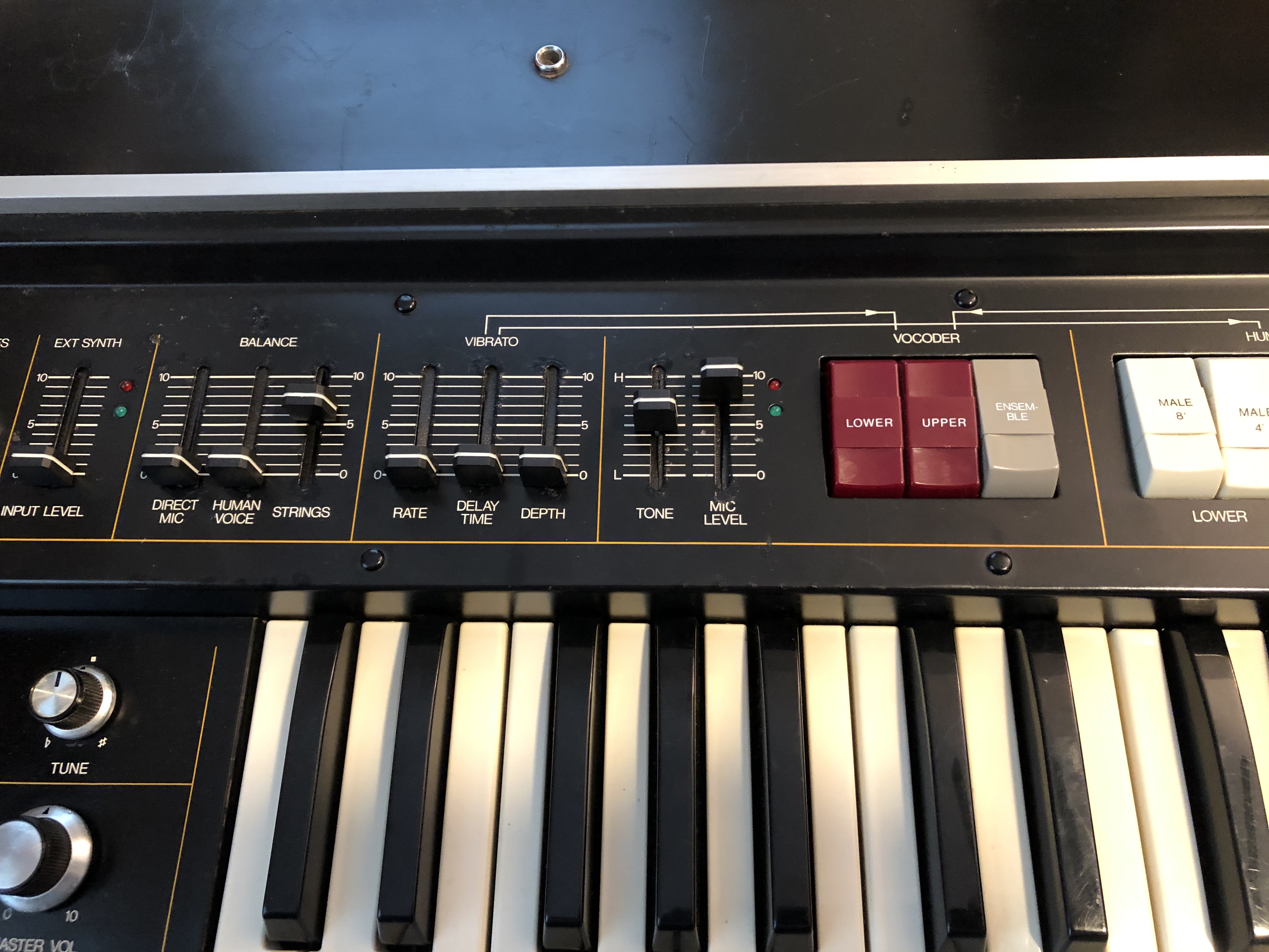Roland VP-330 (early model) — view 4