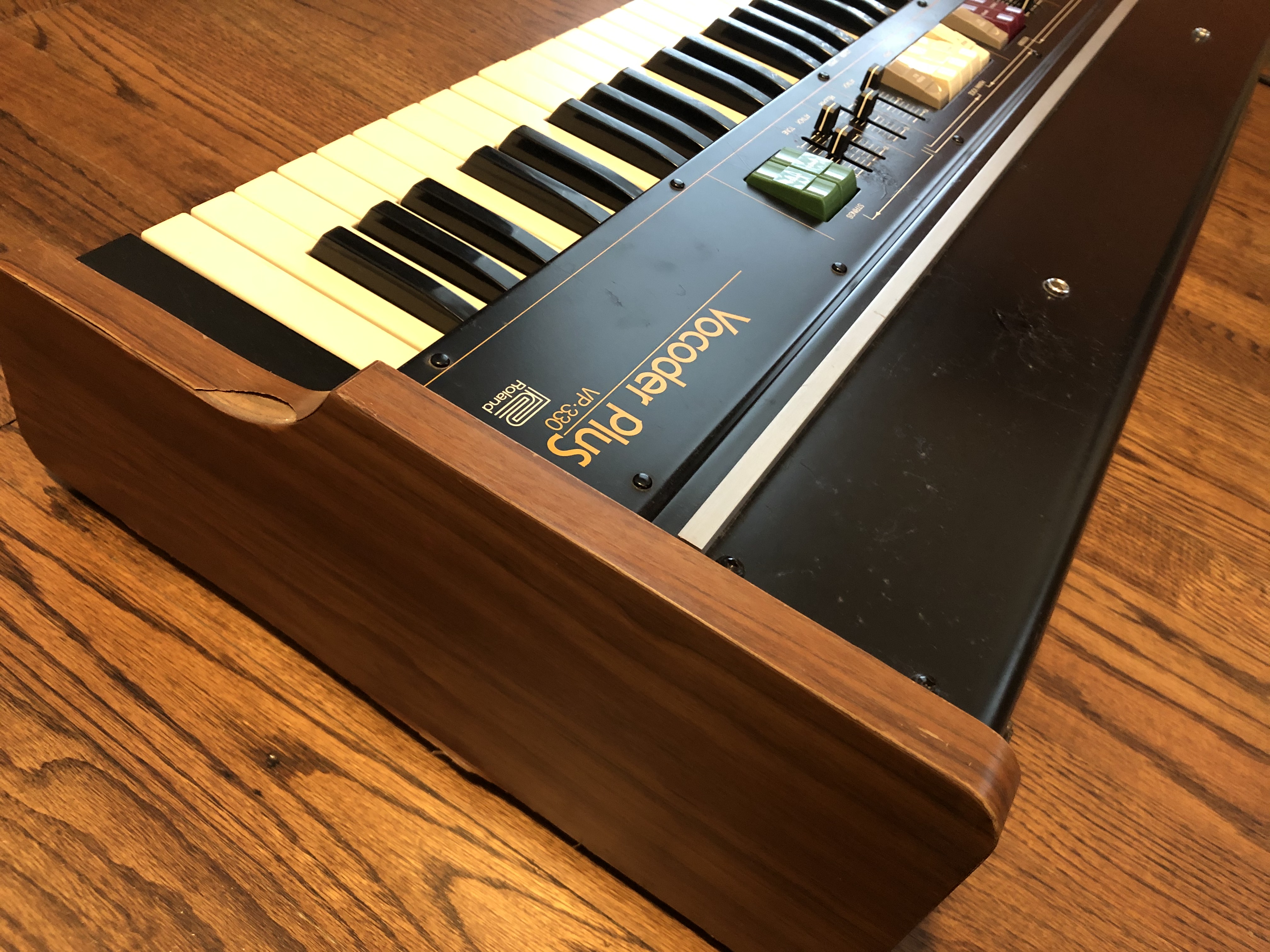 Roland VP-330 (early model) — view 6