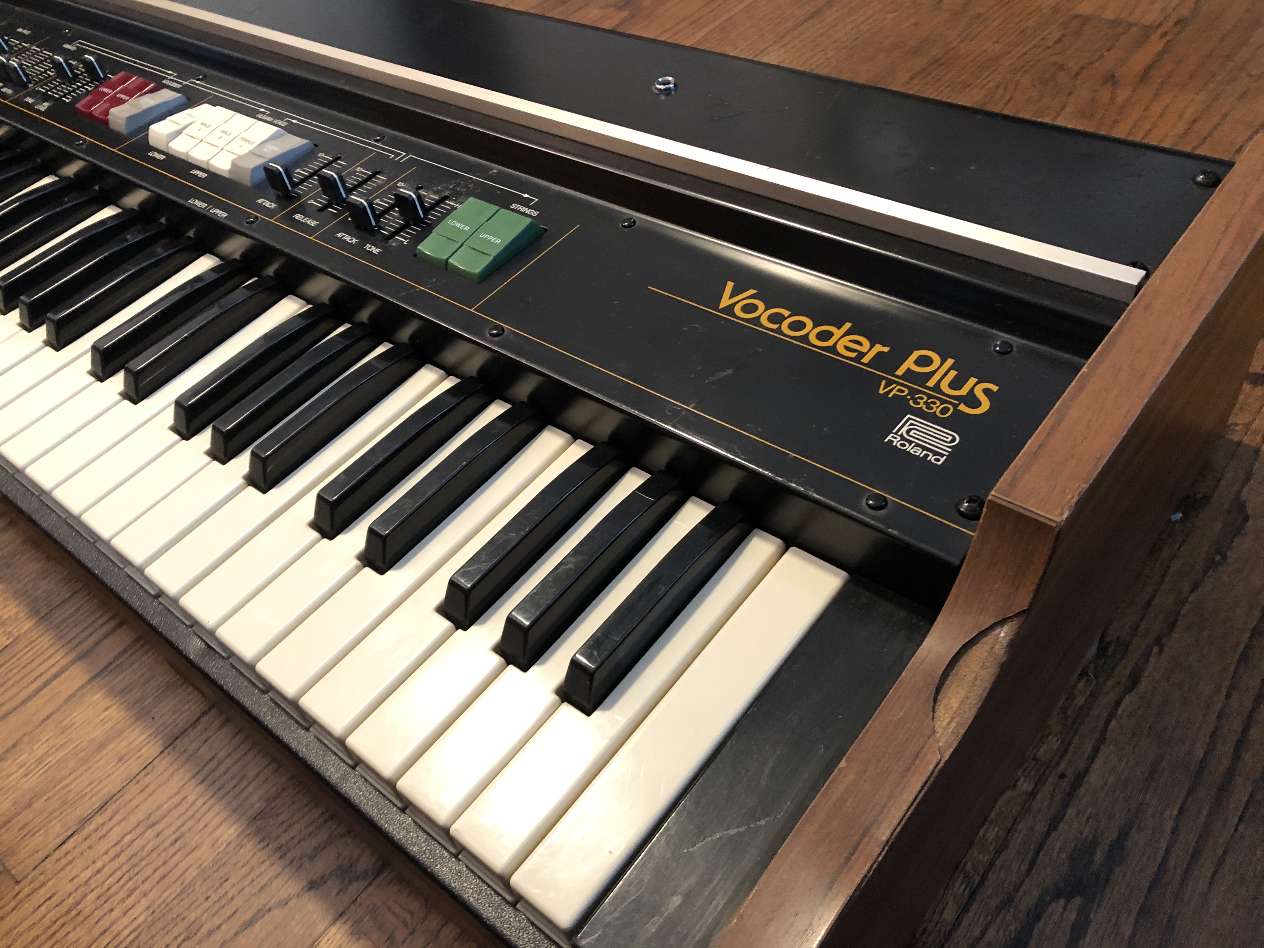 Roland VP-330 (early model) — view 8