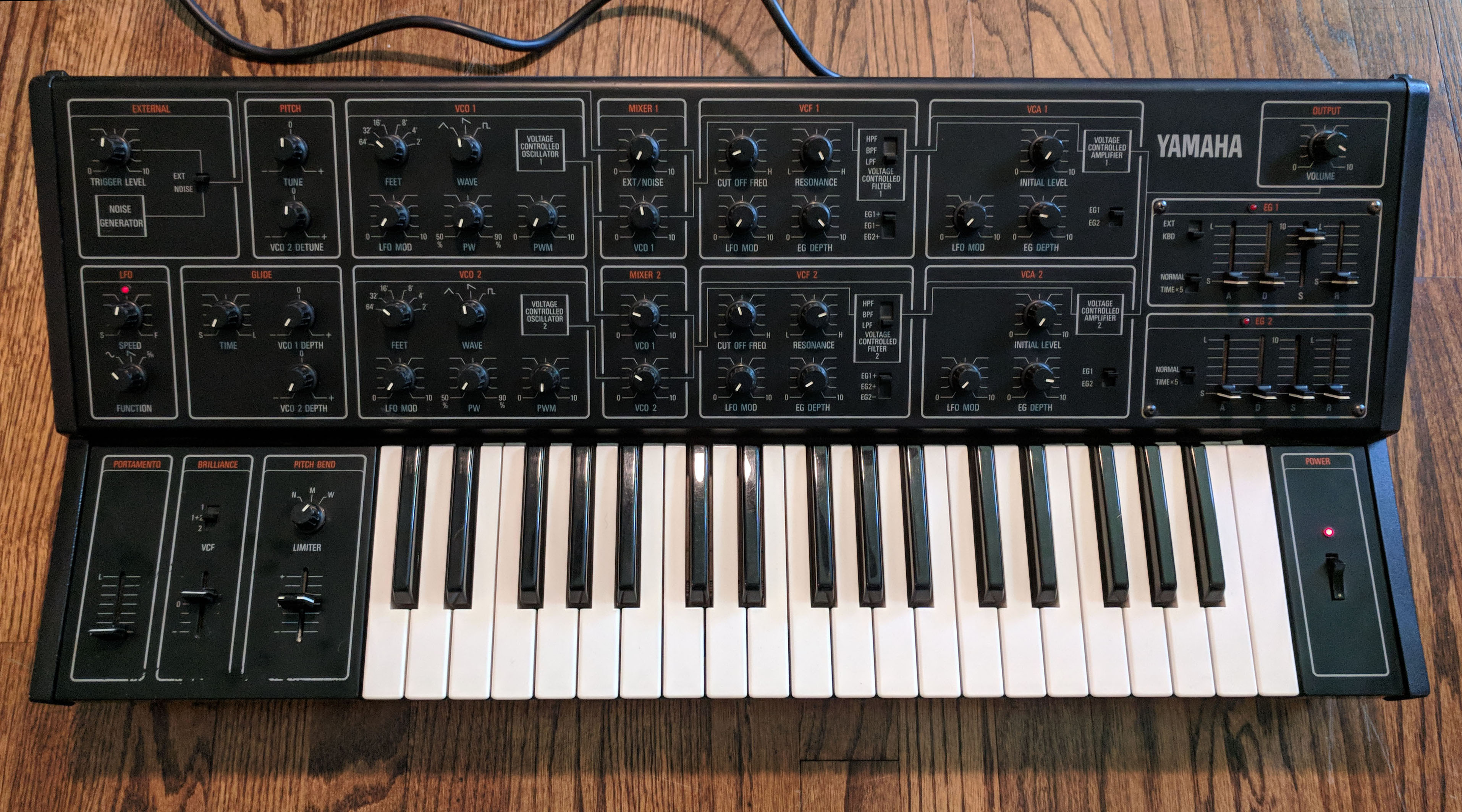 Yamaha CS15