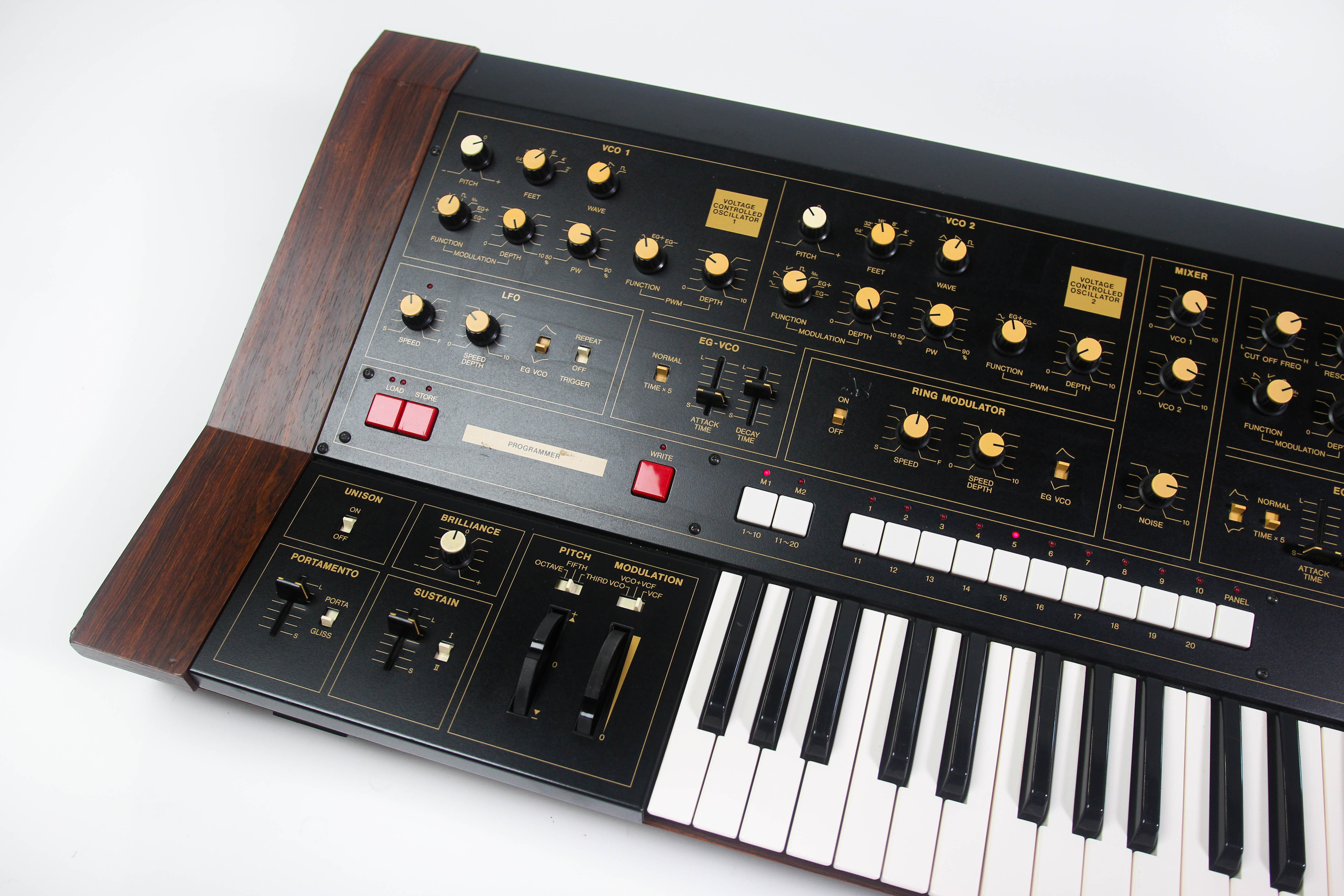Yamaha CS40M — view 2