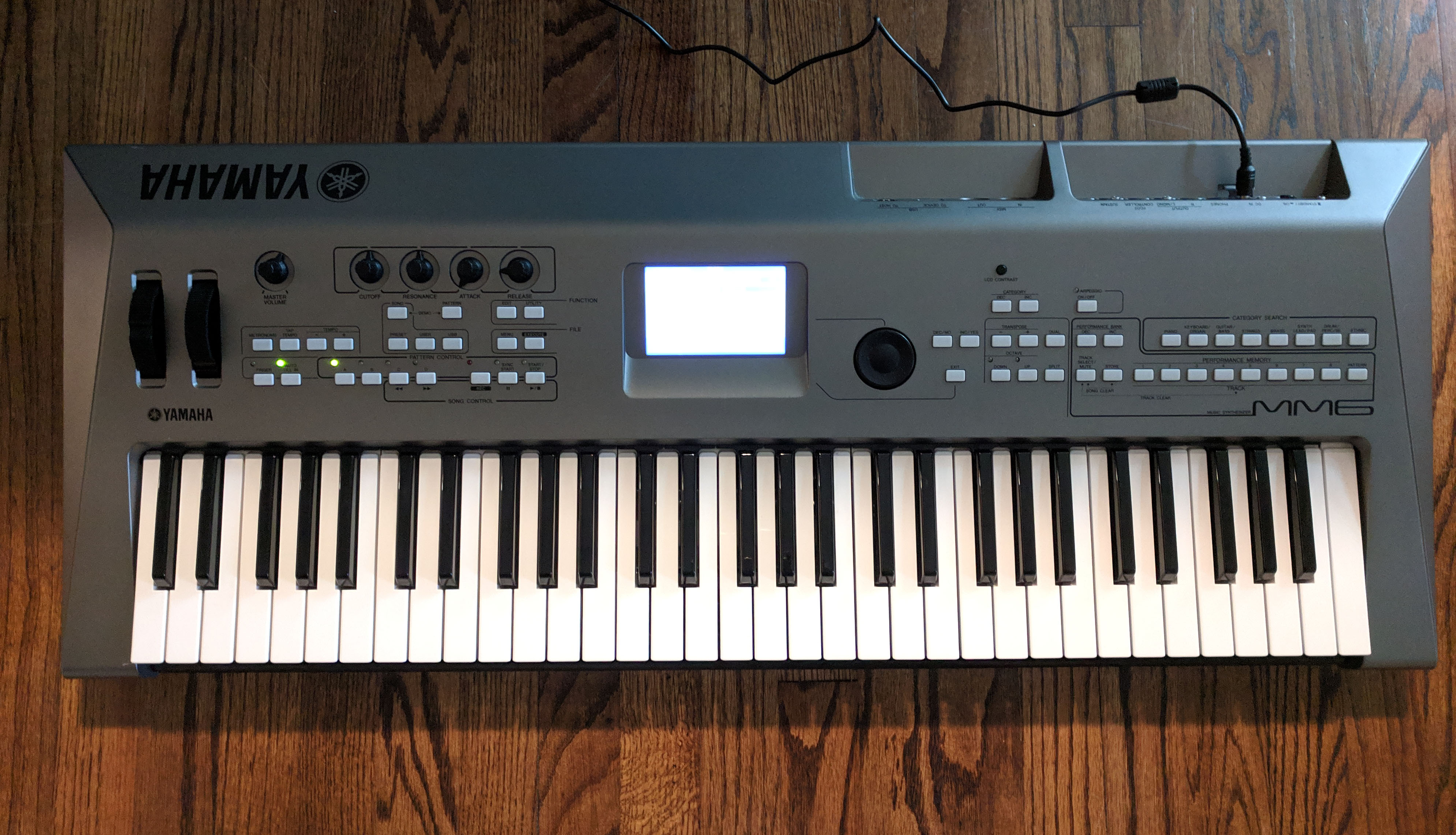 Yamaha MM6