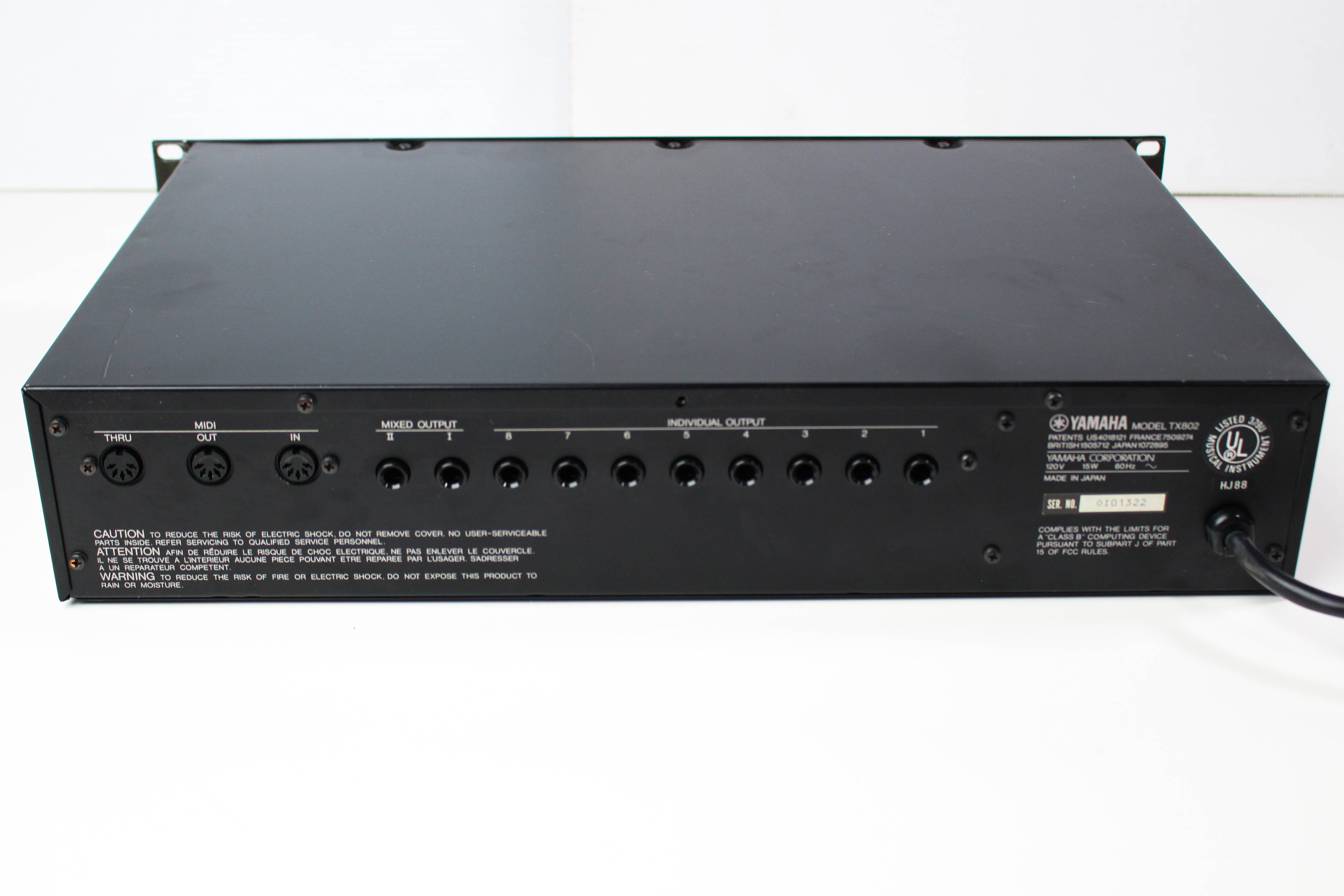 Yamaha TX802 — view 8