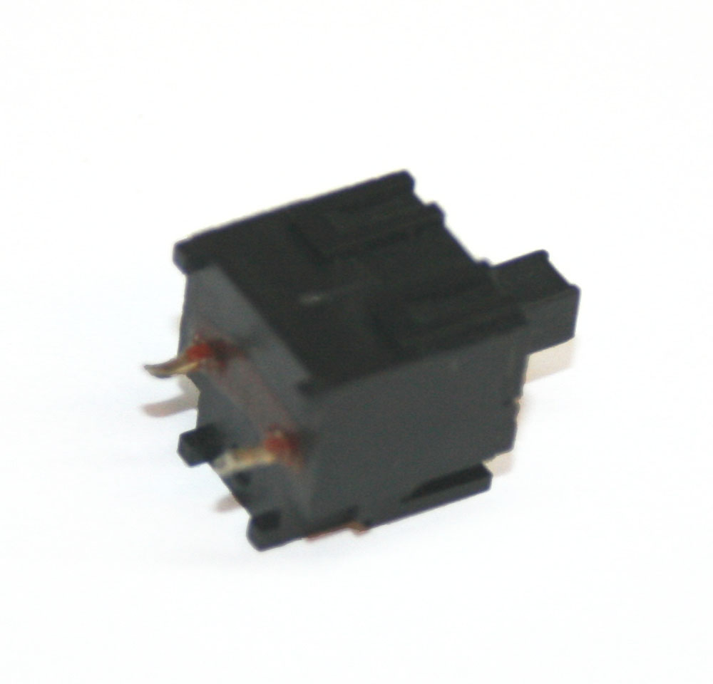 Pushbutton switch