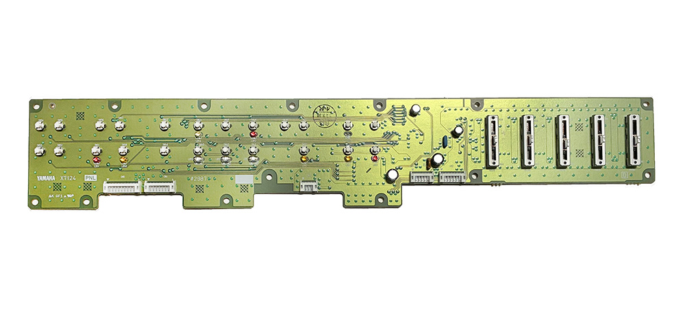 Panel board, left, Yamaha