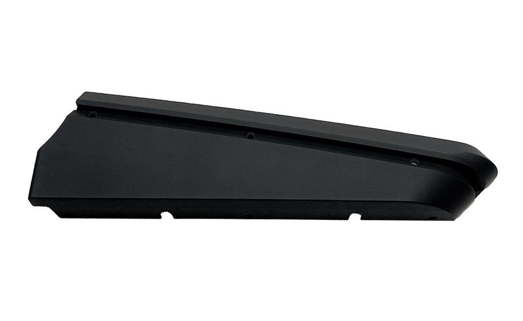 End panel, left, Yamaha