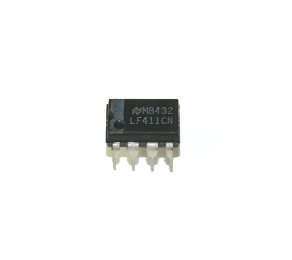 IC, LF411 JFET input op amp