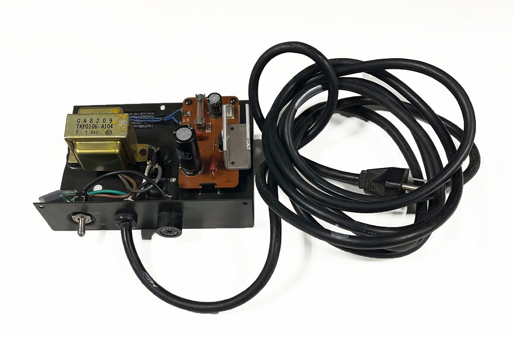 Power supply w/AC cord, Yamaha