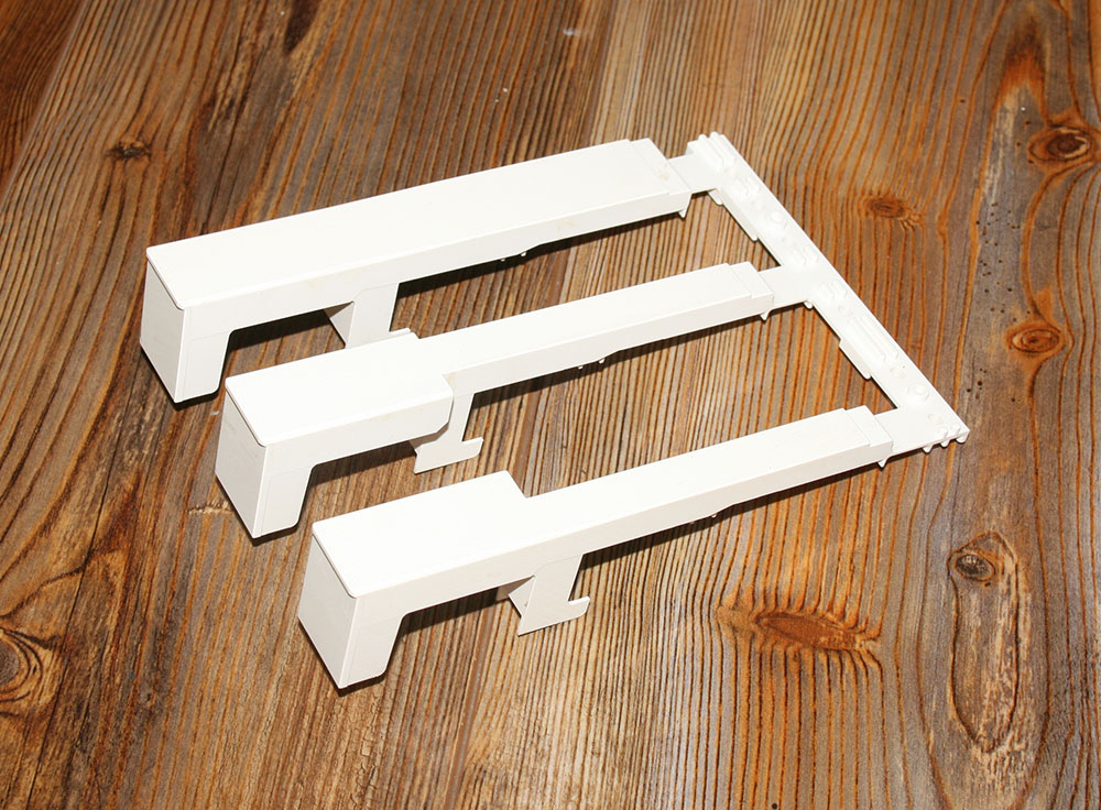 Style 101U keys, bottom white keys group E-G-B