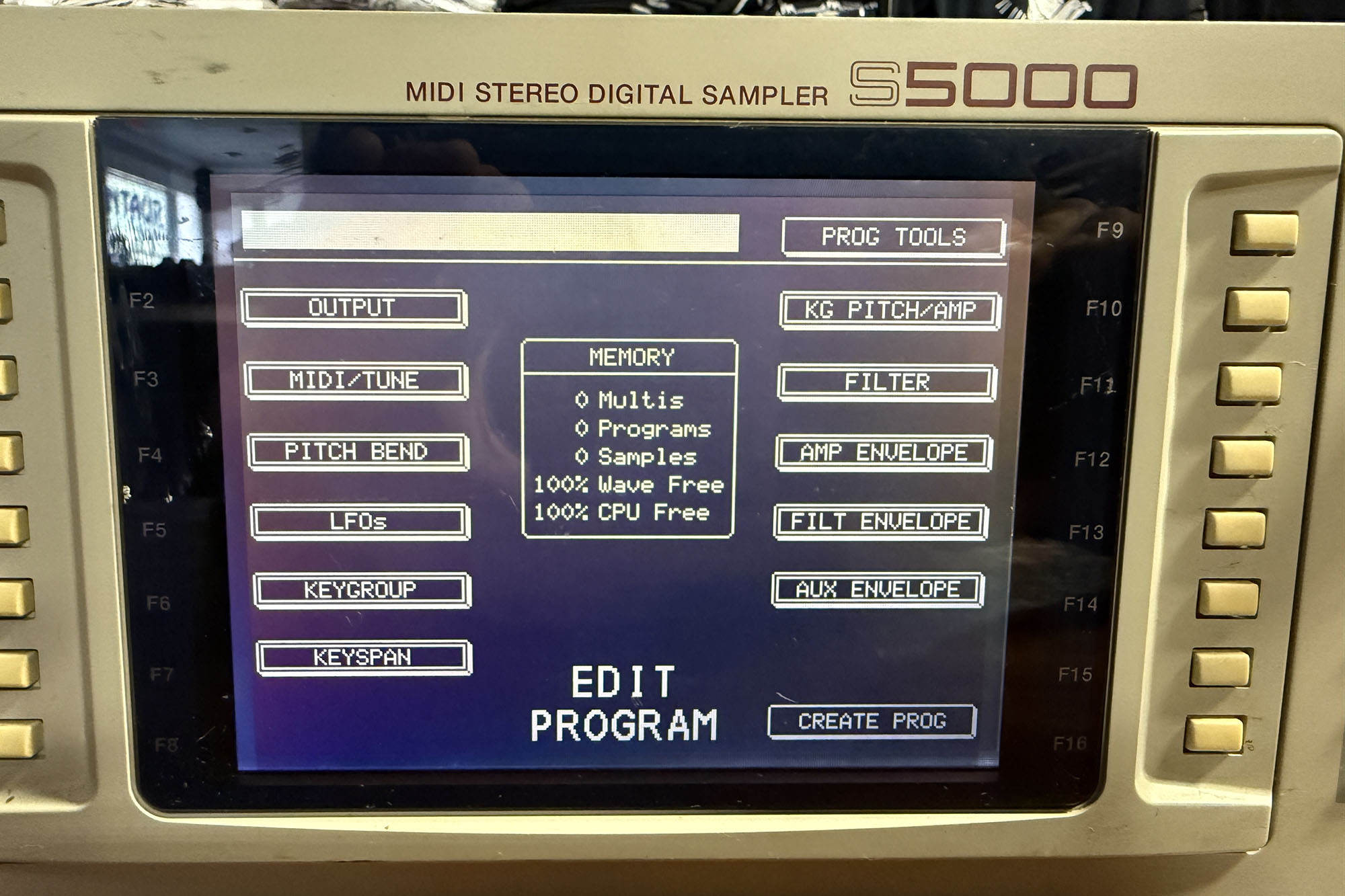 AKAI S5000 V2 — view 5