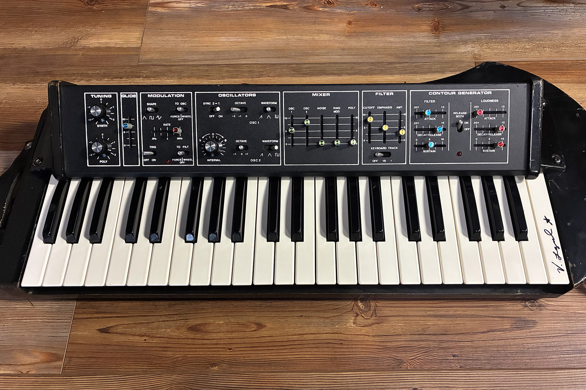 Moog Liberation (Black) — view 2