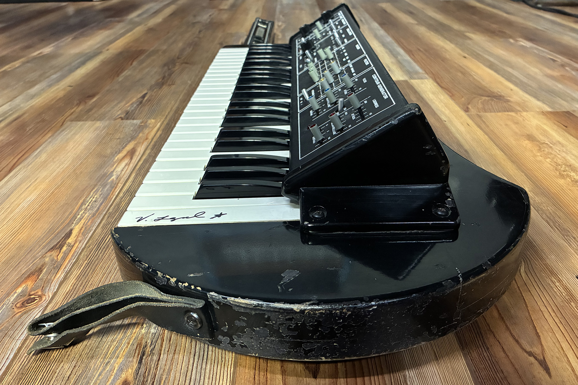 Moog Liberation (Black) — view 4