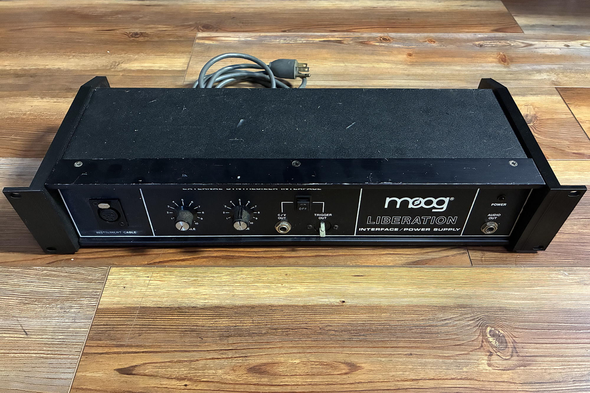 Moog Liberation (White) — view 3