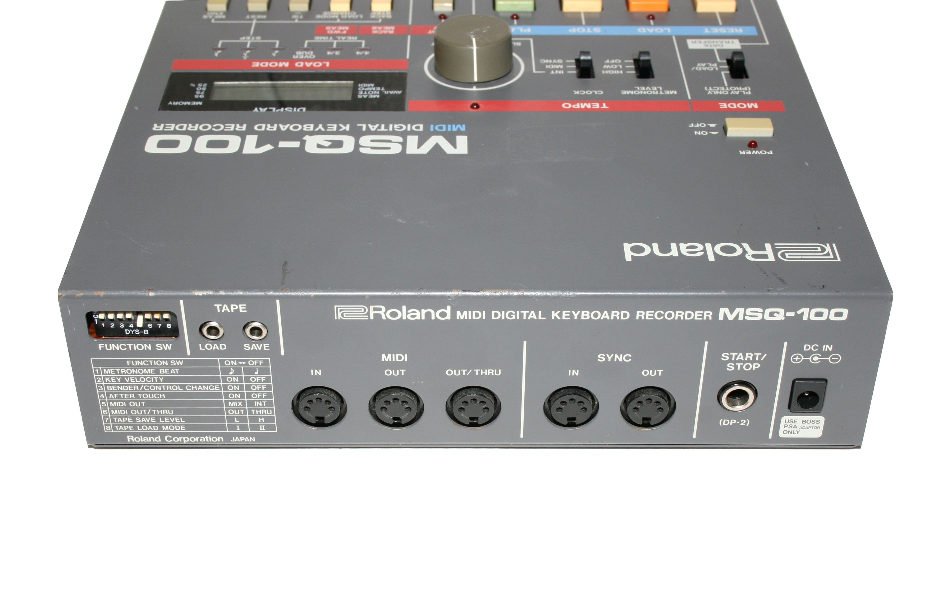 Roland MSQ-100  Sequencer — view 3
