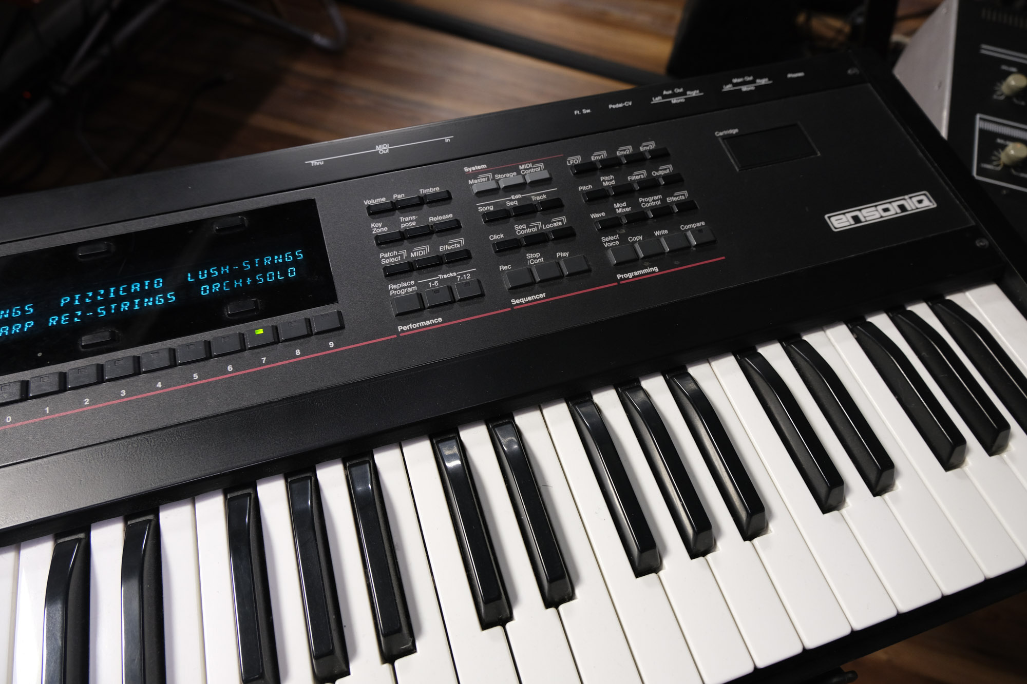 Ensoniq SD-1 — Part #U811 | Syntaur