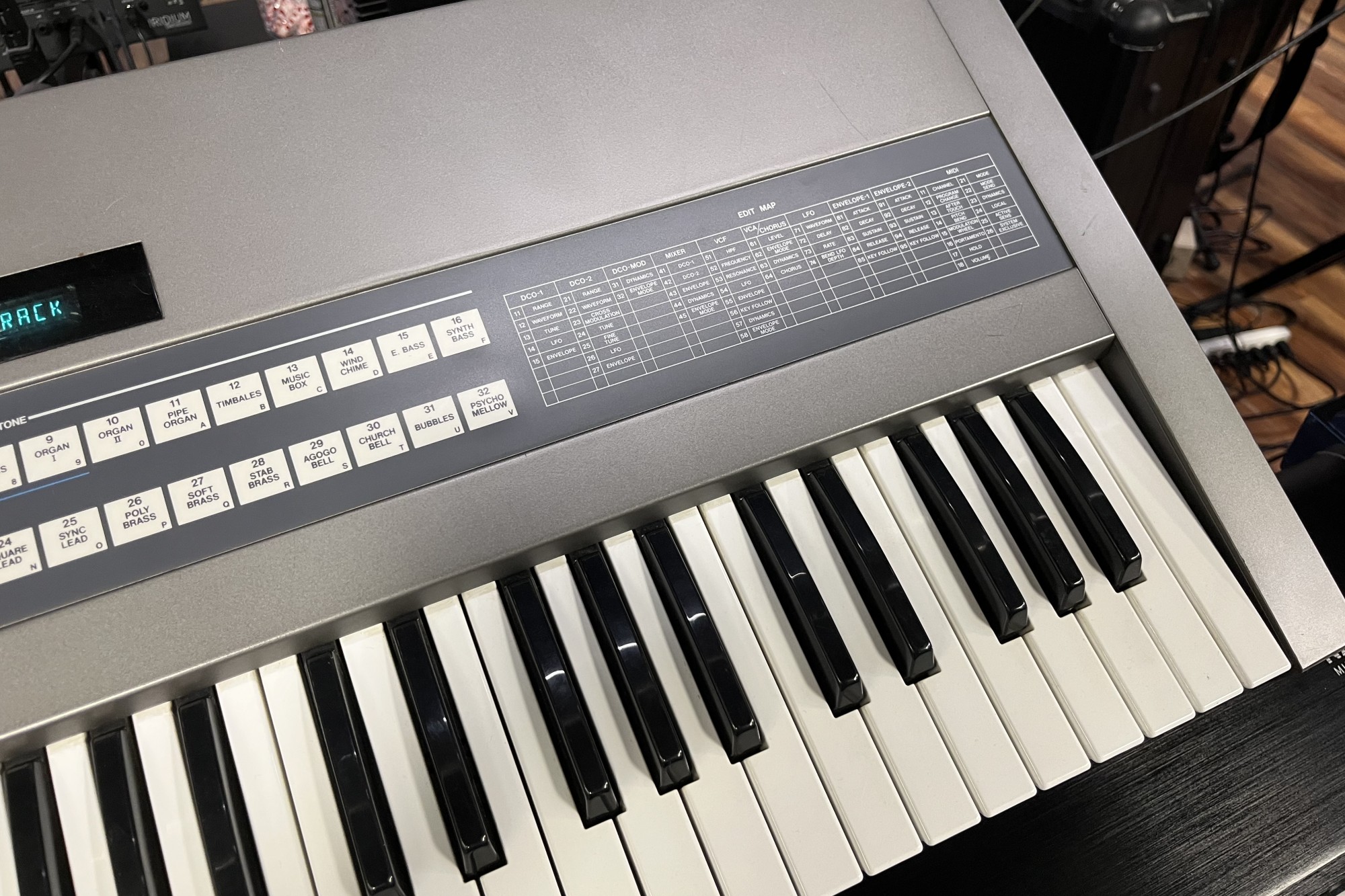 Roland JX-8P