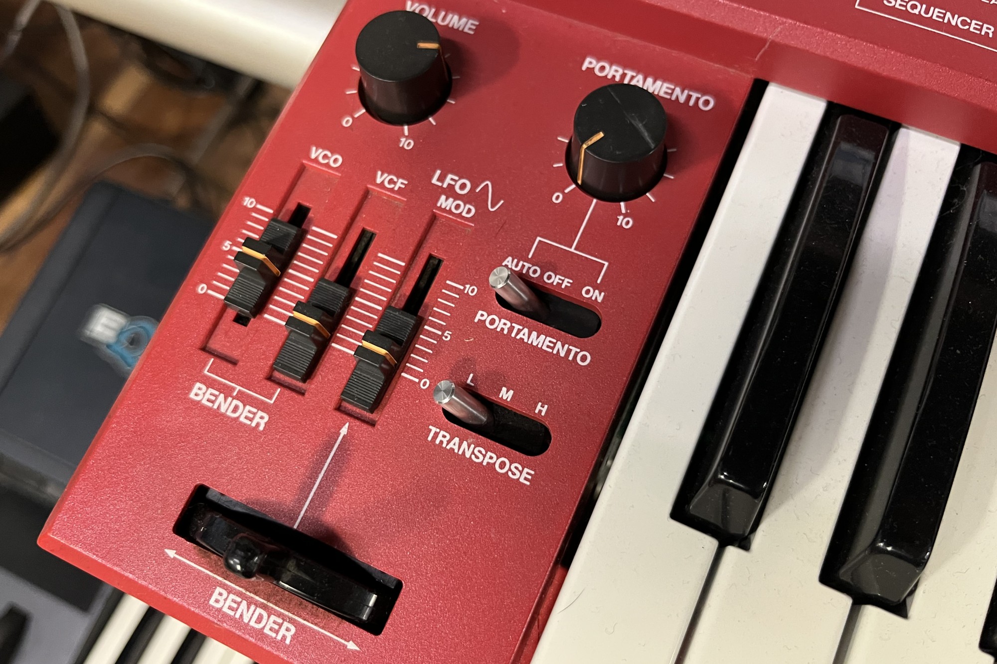 Roland SH-101 — view 5