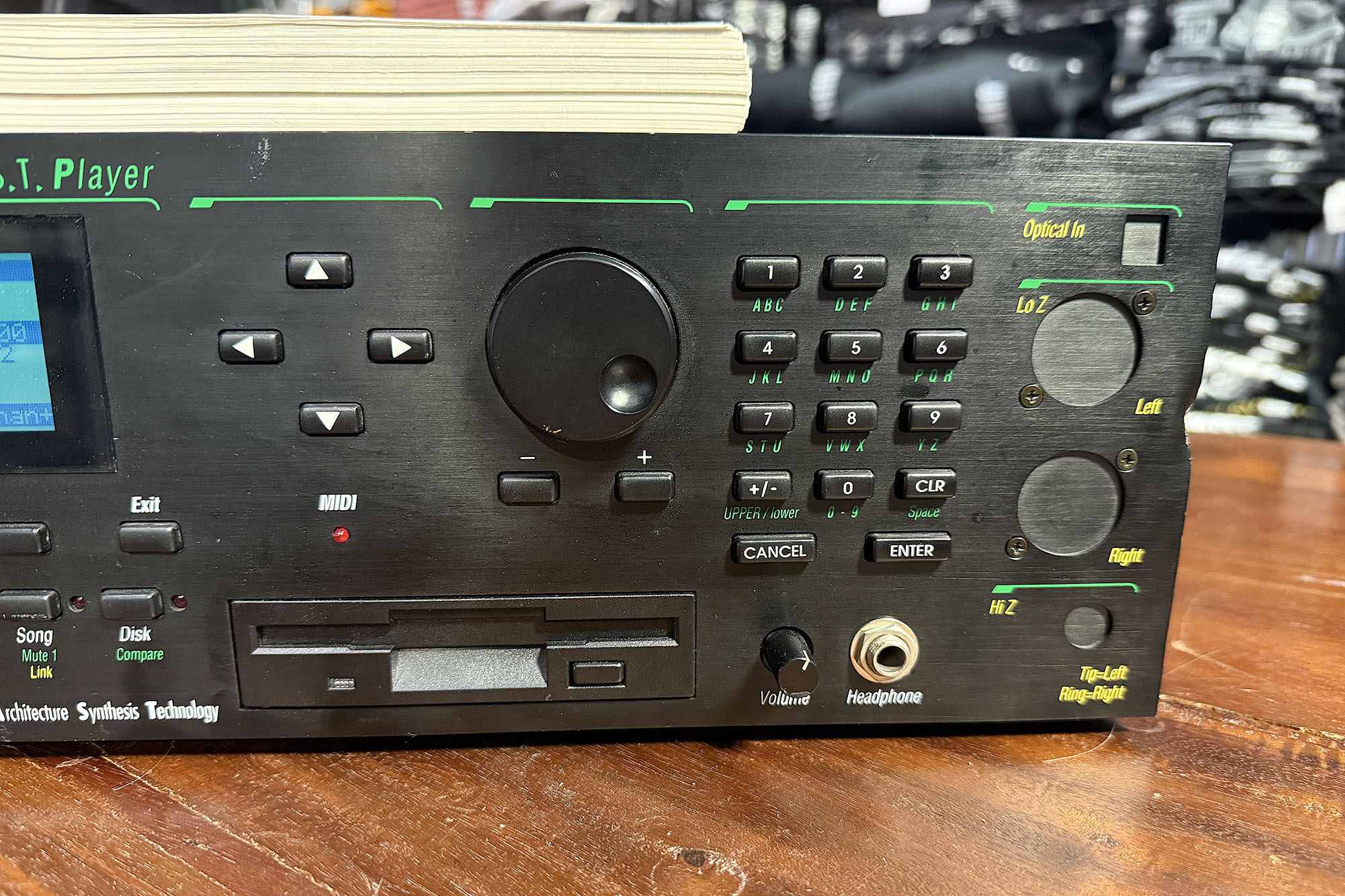 Kurzweil K2000 Rack Sampler — view 4