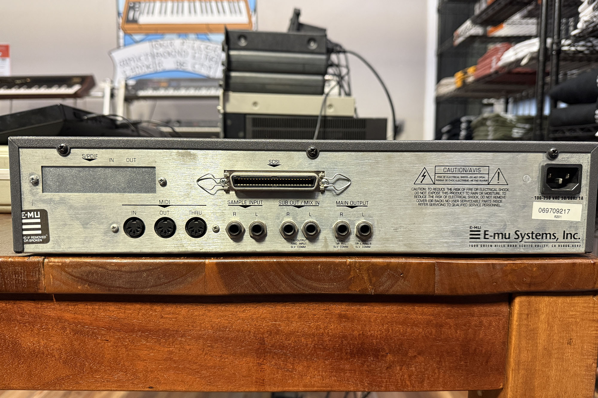 E-MU ESI-32 Rack Sampler